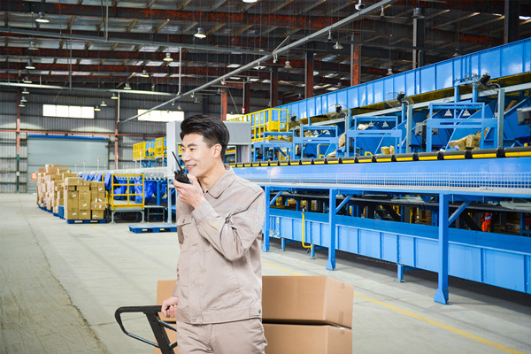 識別并應(yīng)對潛在供應(yīng)鏈風(fēng)險，確保運營穩(wěn)定