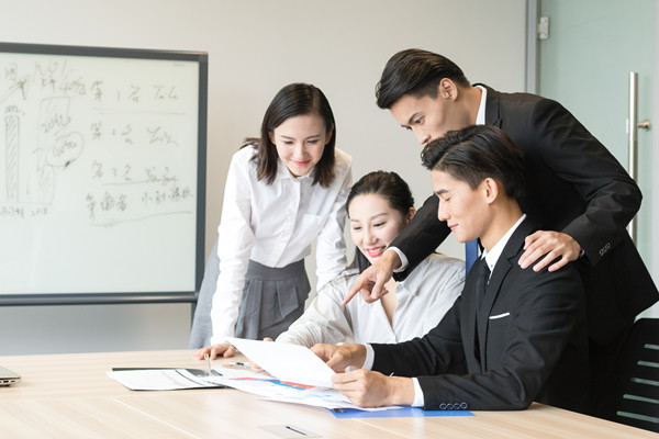 人才梯隊(duì)建設(shè)：培養(yǎng)儲(chǔ)備，確保企業(yè)持續(xù)發(fā)展