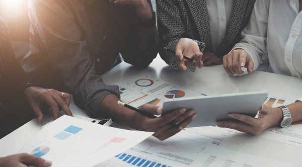 員工薪酬激勵計劃：提升員工滿意度，促進企業(yè)發(fā)展