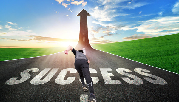 如何利用營(yíng)銷(xiāo)咨詢公司的數(shù)據(jù)分析能力進(jìn)行策略制定？