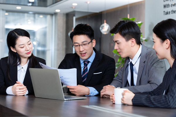 員工關(guān)系管理：減少?zèng)_突，提升員工滿意度