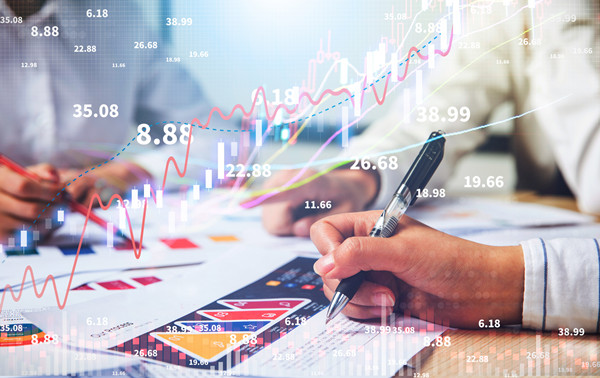 在快速變化的市場環(huán)境中，如何調(diào)整薪酬策略？