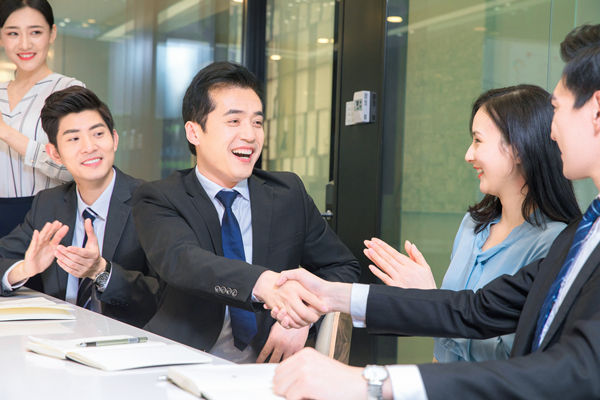 如何通過(guò)創(chuàng)新管理推動(dòng)年度經(jīng)營(yíng)計(jì)劃的實(shí)現(xiàn)？