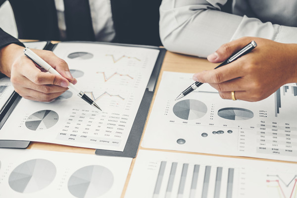 集團管控中的財務管理：策略、風險與內(nèi)部控制