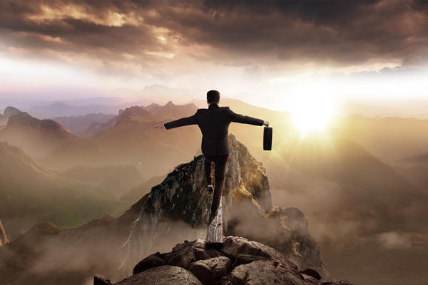 集團(tuán)管控：建立風(fēng)險防范機(jī)制，確保企業(yè)穩(wěn)健發(fā)展