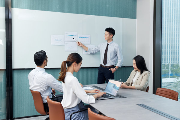 決策優(yōu)化：構(gòu)建科學、透明、快速響應的組織決策體系