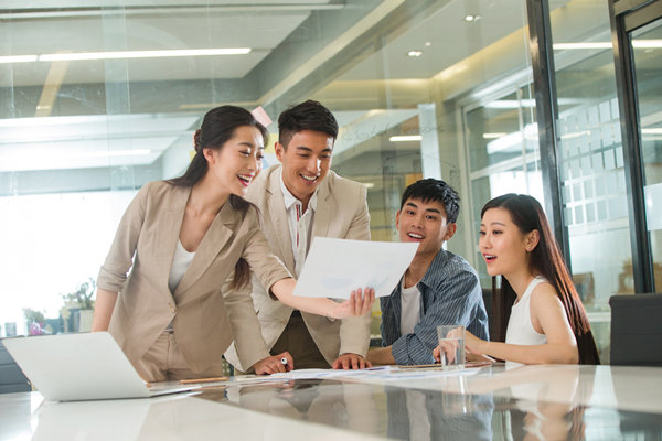 薪酬與績(jī)效掛鉤：激勵(lì)員工，提高工作表現(xiàn)