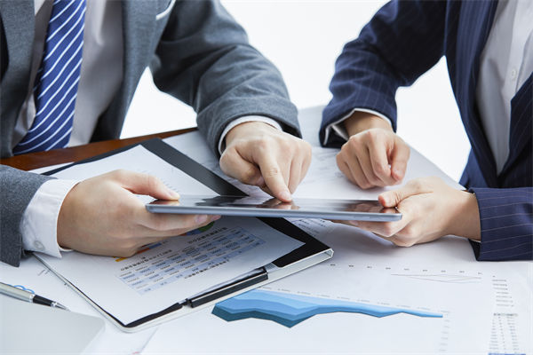 精準(zhǔn)選人，高效育人：人力資源管理新策略