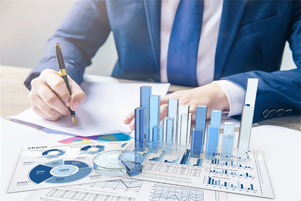 制定精準(zhǔn)經(jīng)營(yíng)計(jì)劃，引領(lǐng)企業(yè)穩(wěn)健發(fā)展，實(shí)現(xiàn)長(zhǎng)遠(yuǎn)目標(biāo)