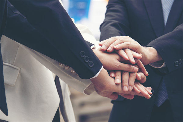 人力資源管理新策略：構(gòu)建人才磁場，推動企業(yè)發(fā)展