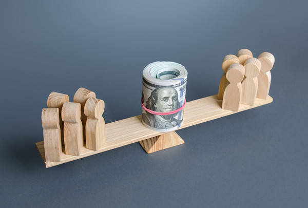 供應商管理：選擇與管理優(yōu)質(zhì)供應商，確保供應穩(wěn)定