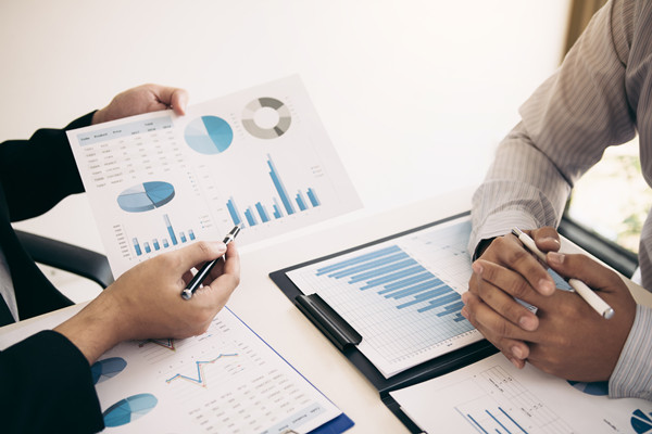 數(shù)據分析驅動，精準制定年度經營計劃提升效率