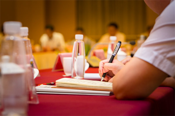 如何科學(xué)制定年度經(jīng)營(yíng)計(jì)劃以應(yīng)對(duì)市場(chǎng)不確定性？