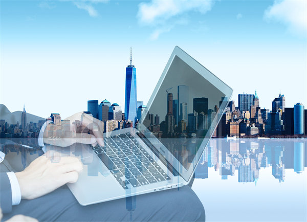 如何根據(jù)企業(yè)戰(zhàn)略調(diào)整組織架構(gòu)以支持未來發(fā)展？