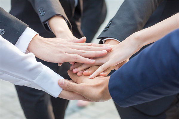 如何平衡員工工作與生活的界限，增強(qiáng)工作滿意度？