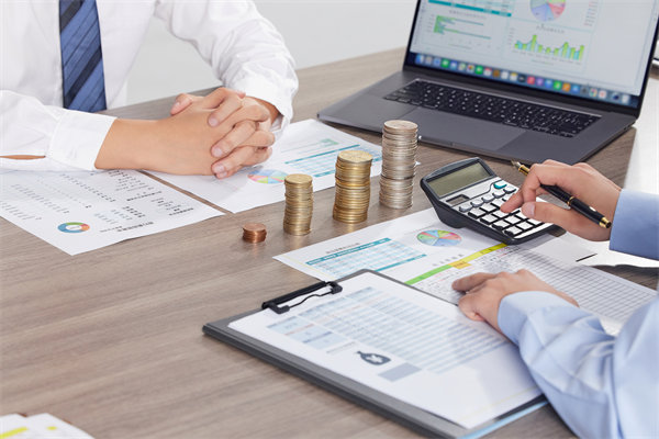 企業(yè)管理固化提升空間有限，如何進(jìn)行商業(yè)重組突圍？