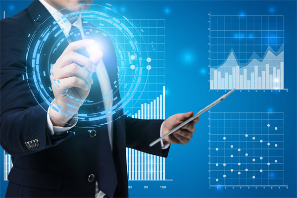 年度經(jīng)營計劃實施中，如何確保各部門協(xié)同一致？