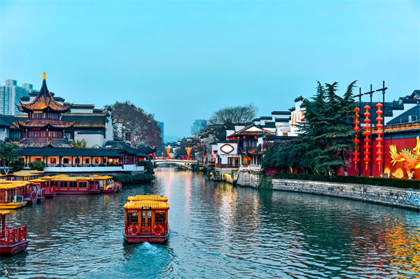 南京管理咨詢機構(gòu)如何提供前瞻性戰(zhàn)略規(guī)劃建議？