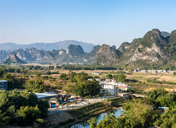 清遠(yuǎn)集團(tuán)管控咨詢(xún)公司如何強(qiáng)化集團(tuán)集權(quán)與分權(quán)？