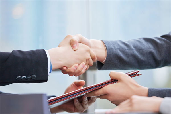 女子漏接電話被市監(jiān)所工作人員辱罵，人力資源管理有何感悟？