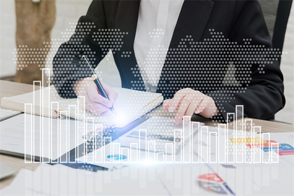 在數(shù)字化轉(zhuǎn)型背景下，績(jī)效管理體系如何創(chuàng)新與升級(jí)？