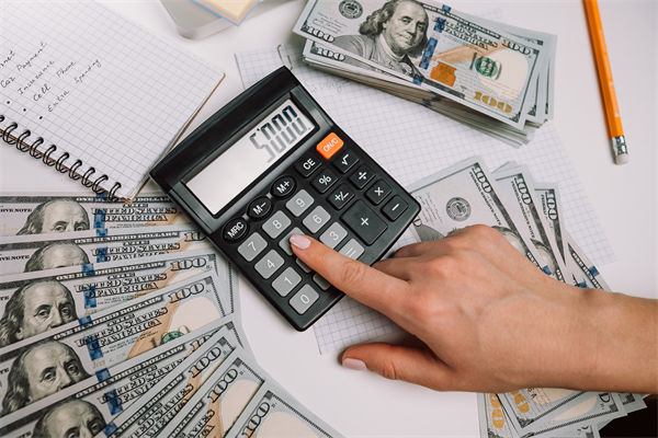 胖東來(lái)珠寶員工年薪從未低于20萬(wàn)，對(duì)企業(yè)人資的啟發(fā)