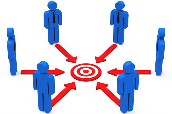 資源分配時，組織規(guī)劃如何平衡各部門需求與整體目標？