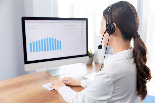 客戶為中心，管理咨詢?nèi)绾沃ζ髽I(yè)優(yōu)化服務(wù)體驗(yàn)？