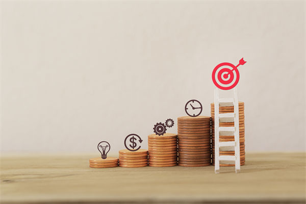 如何制定公平合理的薪酬體系來吸引和留住人才？