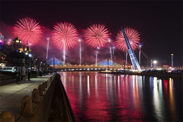 跨年夜賣氣球一晚掙了1個(gè)月工資，對(duì)薪酬管理的啟示