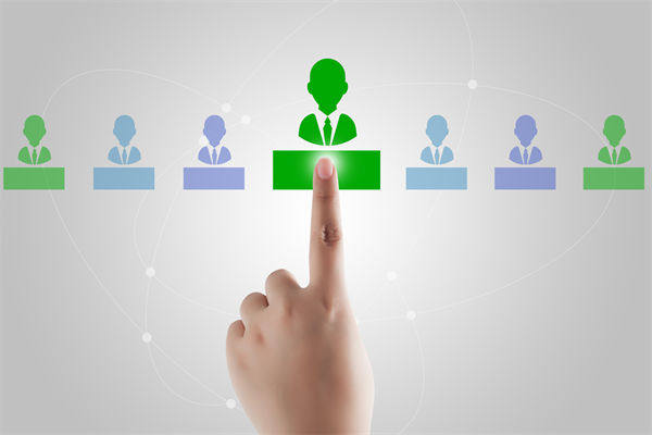 面對(duì)市場(chǎng)變革，企業(yè)如何通過(guò)咨詢優(yōu)化人力資源配置？