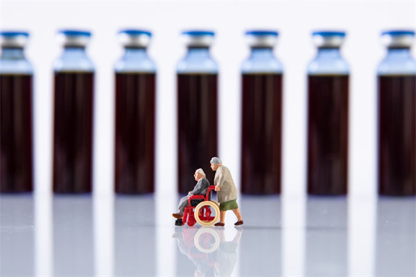 為啥有些老人沉迷購買保健品？對品牌營銷有何啟示？