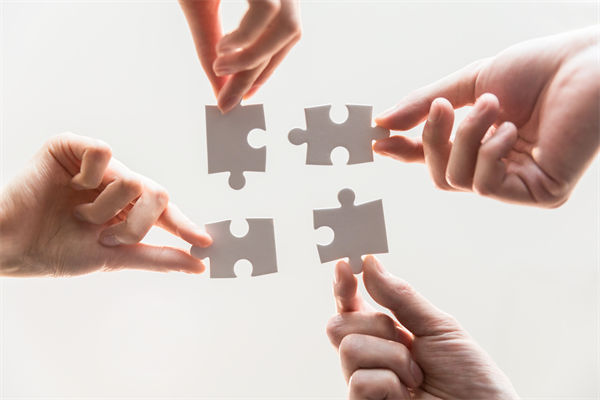 如何通過集成供應鏈管理提升供應鏈整體協(xié)同性？