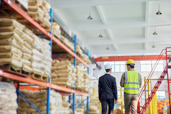 在全球化背景下，供應(yīng)鏈咨詢?nèi)绾沃ζ髽I(yè)拓展市場(chǎng)？