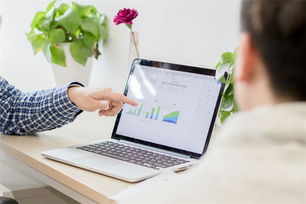 多家企業(yè)開始反內卷：不準加班，對企業(yè)績效管理的啟示