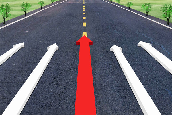 管理咨詢?nèi)绾瓮黄瞥Ｒ?guī)，為企業(yè)量身打造核心競(jìng)爭(zhēng)優(yōu)勢(shì)？