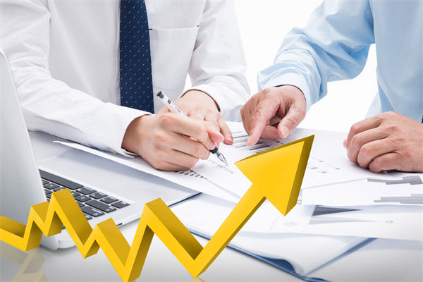 員工培訓(xùn)無(wú)效、成長(zhǎng)慢，人力資源管理怎樣定制高效方案？