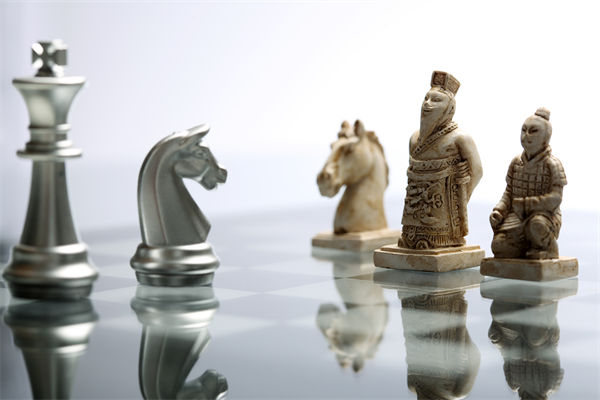 集團(tuán)管控松散低效？如何平衡集權(quán)分權(quán)激活子公司動(dòng)能？