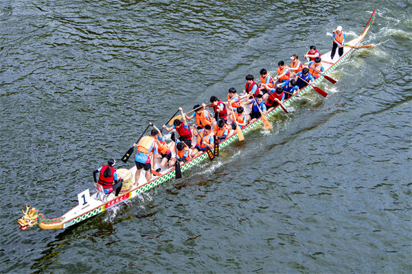 起猛了龍舟都能蹦迪了，企業(yè)文化對此有何啟示？