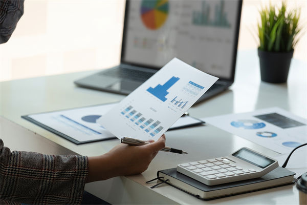 執(zhí)行與預(yù)算嚴重脫節(jié)，企業(yè)如何構(gòu)建動態(tài)監(jiān)控與調(diào)整機制？