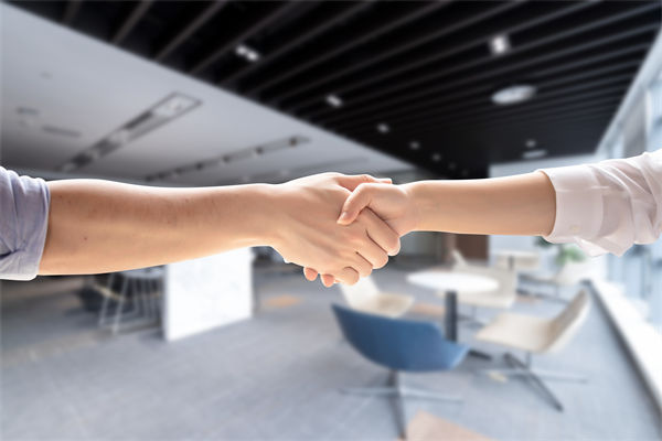 企業(yè)文化理念懸浮空中，如何讓價(jià)值觀真正落地生根？