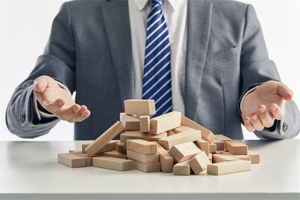 企業(yè)的績(jī)效層層加碼，是激發(fā)斗志還是逼走人才？