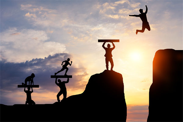 企業(yè)文化淪為口號：形式主義背后藏著哪些管理危機(jī)？