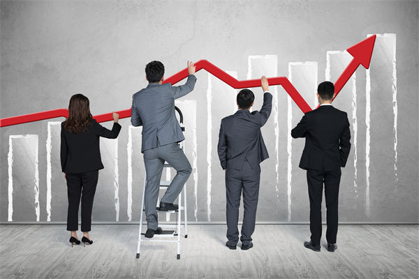 半年經(jīng)濟大考成績單透露哪些信號？企業(yè)有何啟示？