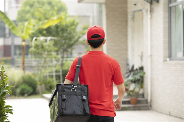 薪酬咨詢分析：公職人員兼職送外賣，紀(jì)委回應(yīng)來了