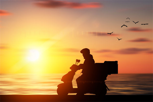 薪酬績效管理分析：外賣員1天濕透6身衣服病倒入院