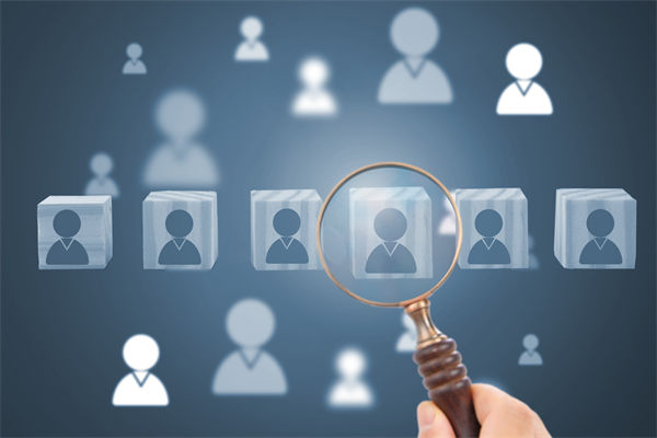 招聘成本節(jié)節(jié)攀升，人力資源管理如何精準(zhǔn)鎖定人才？