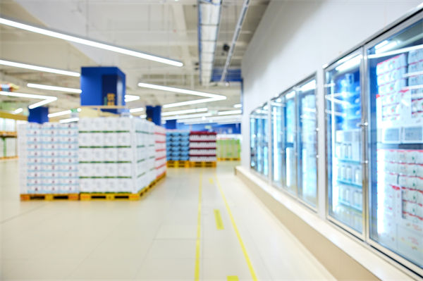 知名超市半年關(guān)了227家店，關(guān)聯(lián)企業(yè)營銷怎么看？