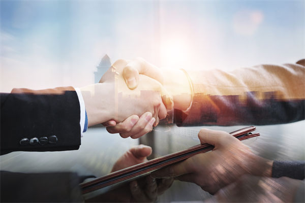 知名超市半年關(guān)了227家店，關(guān)聯(lián)企業(yè)營(yíng)銷怎么看？