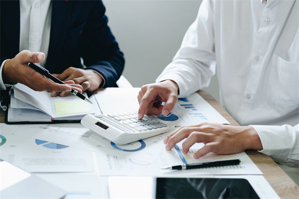 暑期檔電影票房破115億，預算管理咨詢怎么看？